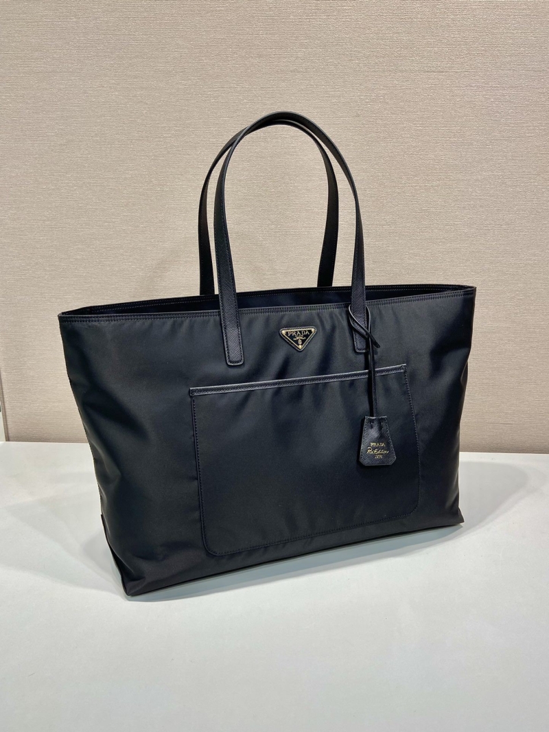 Pra*a tote bags